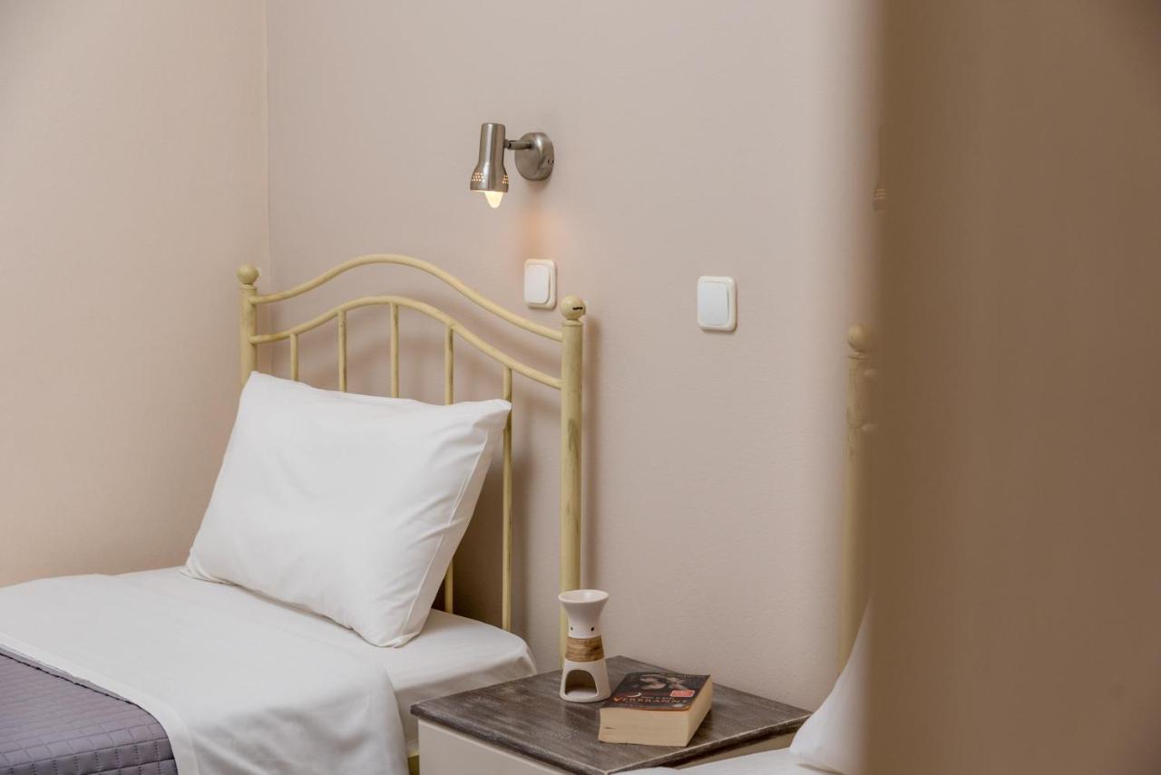Filia Apartments Пицидия Екстериор снимка